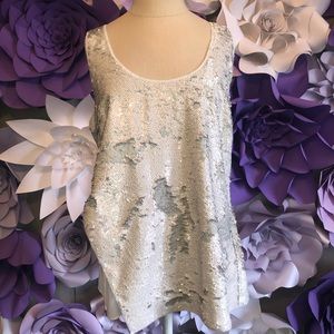 Two toned sequence top